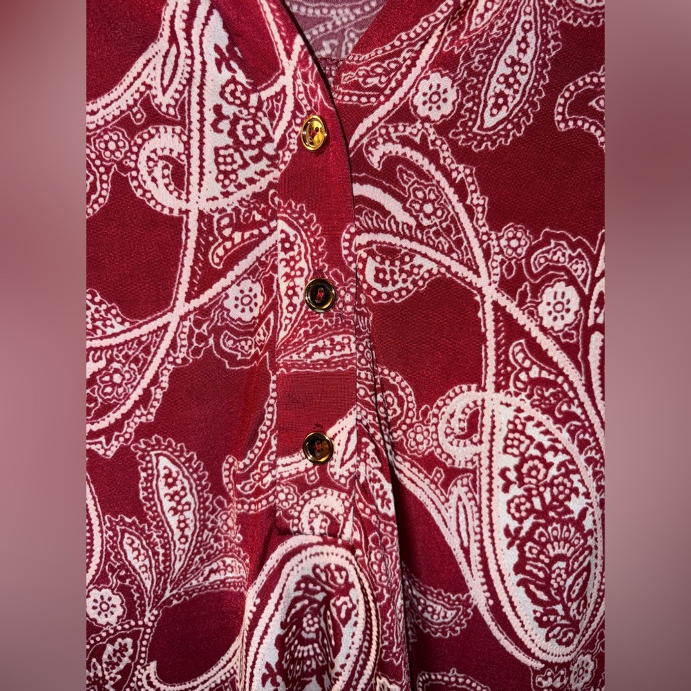 PerSeption Concept Floral and Paisley Blouses - Navy and Red - Picture 5 of 9